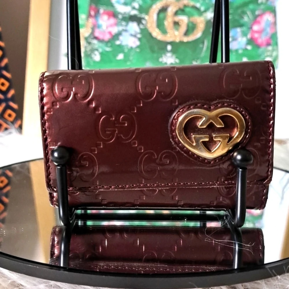 Gucci Guccissima Gold Heart Patent Leather Keyholder  EUC